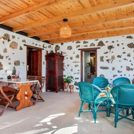 Casa Abuela Maria בית כפרי לה אוליבה