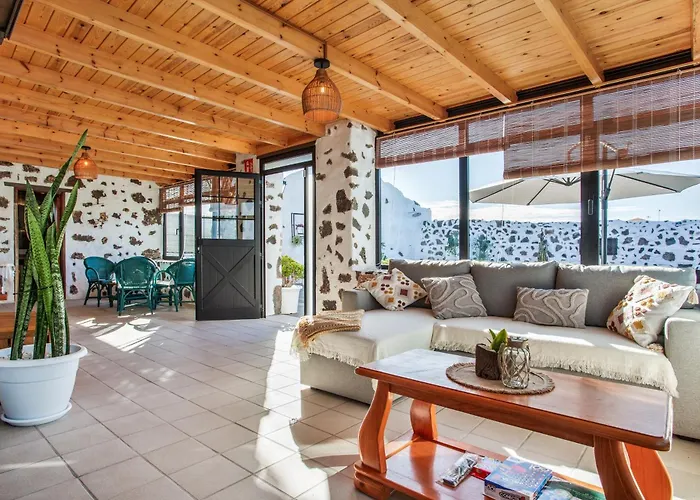 Casa Abuela Maria * לה אוליבה