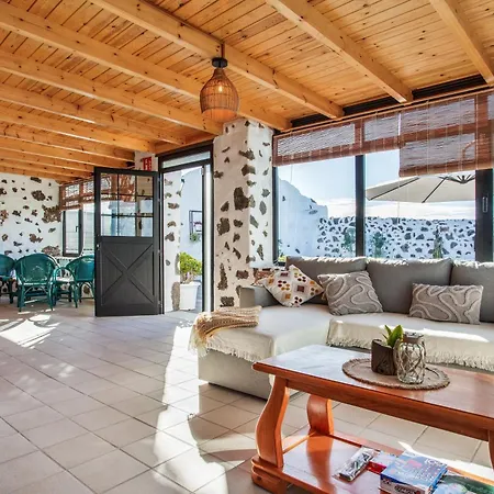 Casa Abuela Maria * La Oliva